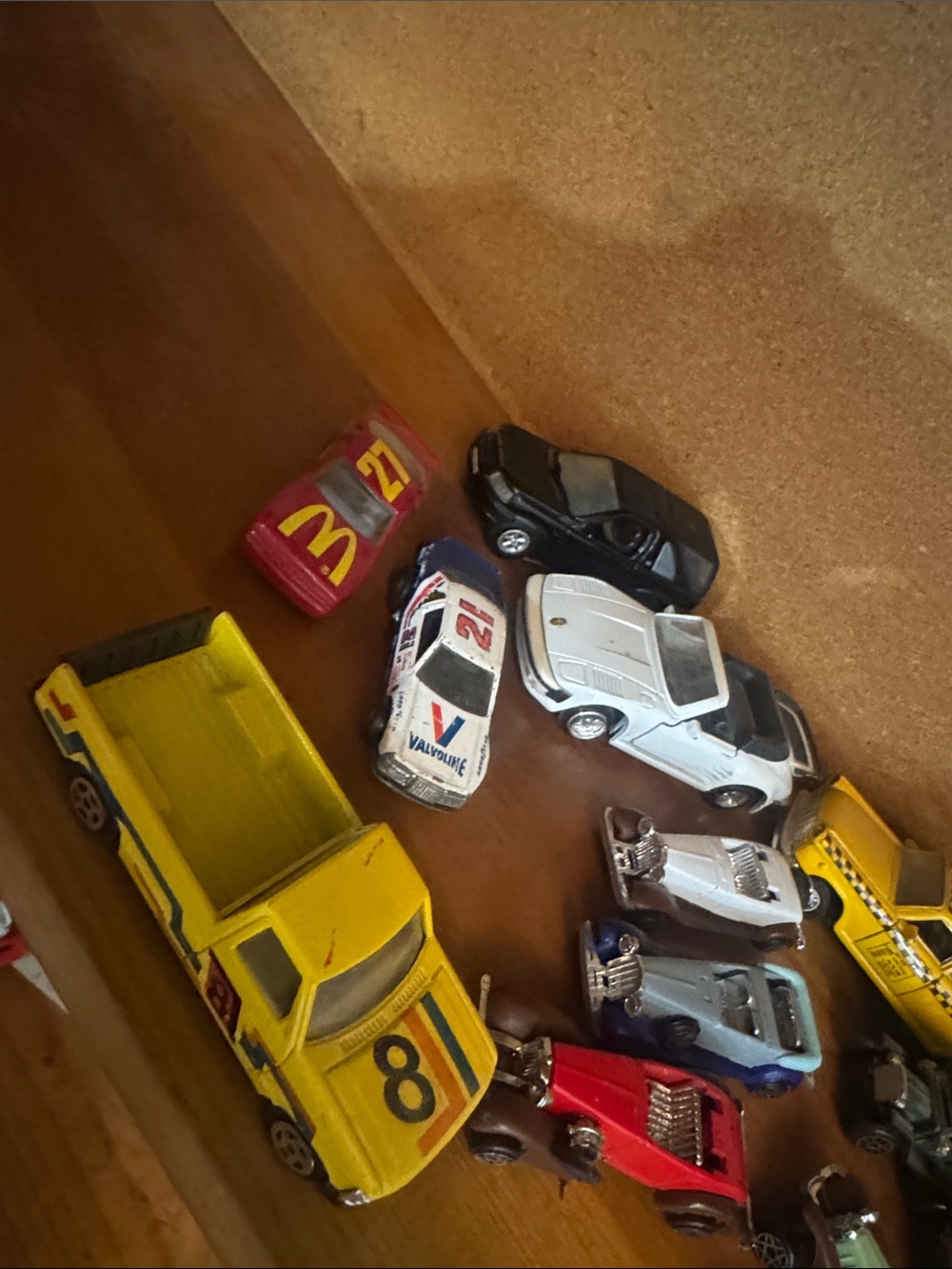 Assorted Kids Toy Cars - Multi-Color Pack - Picture 4 of 4